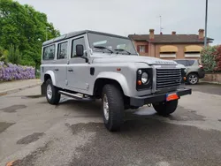 Grigio Usata 2014 Land Rover Defender SE SUV | 55.900 € (Molto cara)