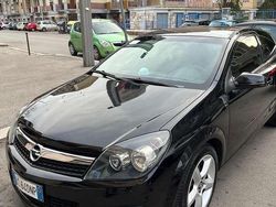 Usata 2009 Opel Astra GTC Cosmo Tre volumi | 3300 € (Buon prezzo)