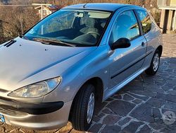 Grigio Usata 2000 Peugeot 206 Due volumi | 1800 €