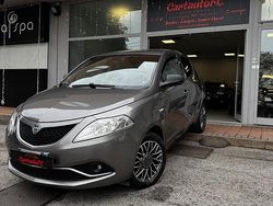 Grigio Usata 2017 Lancia Ypsilon Gold Due volumi | 7990 € (Ottimo prezzo)