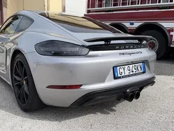Argento Usata 2018 Porsche 718 Cayman Coupé | 69.900 € (Ottimo prezzo)
