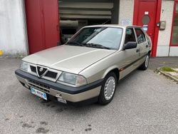Grigio Usata 1990 Alfa Romeo 33 Tre volumi | 7500 €