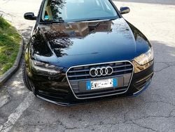 Nero Usata 2014 Audi A4 Tre volumi | 8900 € (Buon prezzo)