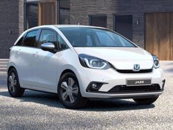 Premium sunlight white Usata 2023 Honda Jazz Executive Due volumi | 23.500 € (Molto cara)