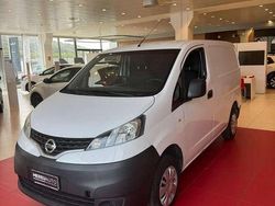 Bianco Usata 2015 Nissan NV200 Monovolume | 8900 € (Molto cara)