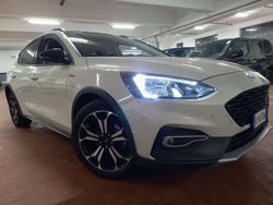 Beige Usata 2021 Ford Focus Active X Tre volumi | 18.900 € (Buon prezzo)
