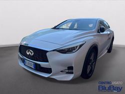 Usata 2017 Infiniti Q30 Business Executive Due volumi | 11.900 € (Buon prezzo)