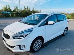 Bianco Usata 2013 Kia Carens Monovolume | 7999 € (Buon prezzo)