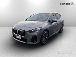 Skyscraper grey metallic Usata 2024 BMW 218 Active Tourer Comfort Edition Monovolume | 35.750 € (Buon prezzo)