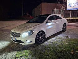 Bianco Usata 2014 Mercedes CLA180 Tre volumi | 14.000 € (Cara)