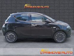 Nero Usata 2024 Lancia Ypsilon Gold Due volumi | 13.800 € (Buon prezzo)