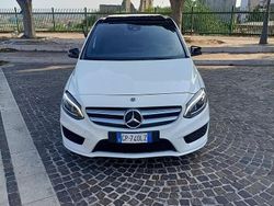 Bianco Usata 2018 Mercedes B200 AMG Monovolume | 12.999 € (Buon prezzo)