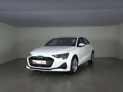 Bianco arkona Usata 2024 Audi A3 Advanced Plus Tre volumi | 30.900 € (Buon prezzo)