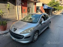 Grigio Usata 2009 Peugeot 207 Due volumi | 1200 € (Super prezzo)
