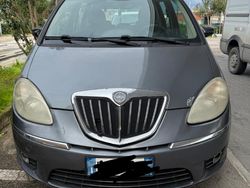 Grigio Usata 2009 Lancia Musa Monovolume | 2800 € (Buon prezzo)