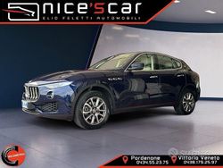 Blu/azzurro Usata 2017 Maserati Levante SUV | 27.800 € (Buon prezzo)