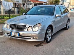 Grigio Usata 2006 Mercedes E320 Avantgarde Station wagon | 2350 € (Super prezzo)