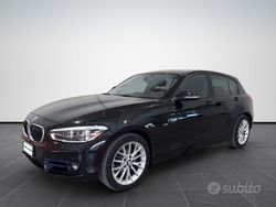Saphirschwarz metallizzato Usata 2018 BMW 118 Sport Line Due volumi | 17.826 € (Buon prezzo)
