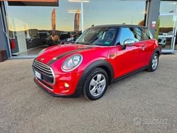 Rosso Usata 2015 Mini Cooper D Due volumi | 9500 € (Buon prezzo)