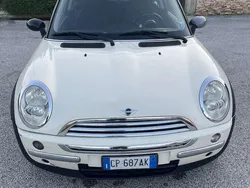 Usata 2005 Mini One D Due volumi | 3800 € (Molto cara)