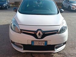 Bianco Usata 2015 Renault Scénic III XMOD Monovolume | 5500 € (Buon prezzo)