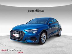 0q bianco puro Usata 2022 Audi A3 Business Tre volumi | 25.500 € (Buon prezzo)