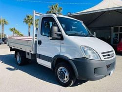 Bianco Usata 2007 Iveco Daily Furgone | 11.480 € (Molto cara)