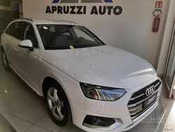 Bianco Usata 2021 Audi A4 Business Tre volumi | 24.500 € (Super prezzo)