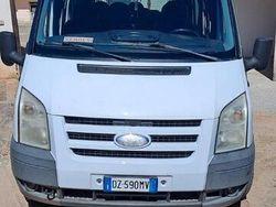 Bianco Usata 2010 Ford Transit Tre volumi | 8000 €