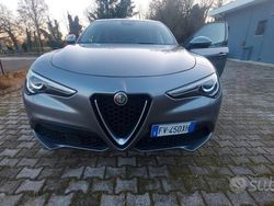 Grigio Usata 2019 Alfa Romeo Stelvio Executive SUV | 22.500 € (Buon prezzo)