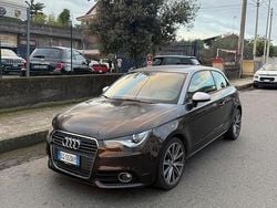 Marrone Usata 2011 Audi A1 Ambition Tre volumi | 6500 € (Ottimo prezzo)