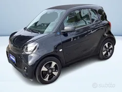 Nero pastello Usata 2020 Smart ForTwo Electric Drive Passion Tre volumi | 12.500 € (Buon prezzo)