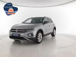 Pyrit silver metallizzato nero Usata 2022 VW T-Roc Style SUV | 22.800 € (Buon prezzo)