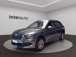Grigio metallizzato Usata 2022 Skoda Kamiq Ambition SUV | 16.490 € (Buon prezzo)