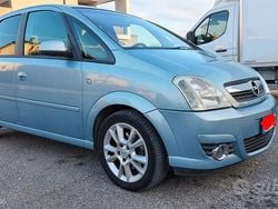 Usata 2007 Opel Meriva Monovolume | 1300 € (Buon prezzo)