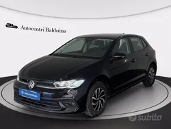 Nero perla Usata 2024 VW Polo Life Due volumi | 20.900 € (Buon prezzo)