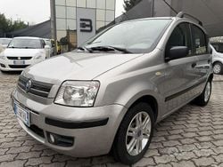 Grigio Usata 2004 Fiat Panda Emotion Tre volumi | 3900 € (Buon prezzo)
