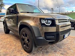 Bronzo Usata 2020 Land Rover Defender SE SUV | 53.500 € (Cara)