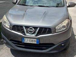 Grigio Usata 2011 Nissan Qashqai SUV | 7800 € (Cara)