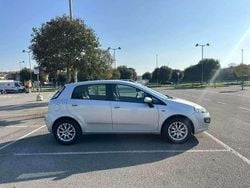 Grigio Usata 2005 Fiat Grande Punto Due volumi | 2000 € (Buon prezzo)