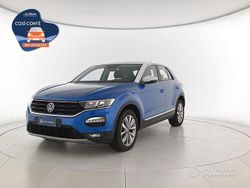 Bleu metallizzato chiaro Usata 2021 VW T-Roc Style SUV | 17.500 € (Ottimo prezzo)