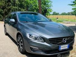 Usata 2018 Volvo V60 Dynamic Station wagon | 11.900 € (Cara)