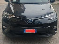 Nero Usata 2018 Toyota RAV4 Hybrid SUV | 20.500 € (Ottimo prezzo)