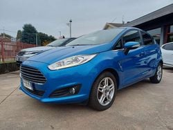 Blu/azzurro Usata 2013 Ford Fiesta Titanium Tre volumi | 7800 € (Buon prezzo)