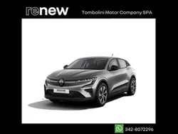 Grigio Nuova 2025 Renault Mégane Evolution SUV | 29.920 € (Cara)