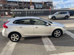 Argento Usata 2015 Volvo V40 Business Edition Tre volumi | 6000 € (Super prezzo)
