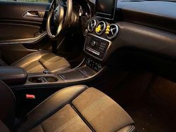 Grigio Usata 2017 Mercedes A180 Tre volumi | 15.000 €