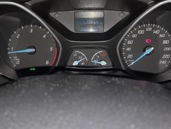 Usata 2013 Ford Focus Due volumi | 4000 € (Buon prezzo)