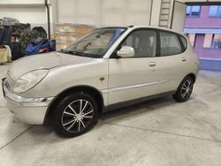 Argento Usata 2000 Daihatsu Sirion Due volumi | 1700 €