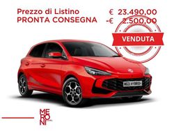 Rosso Nuova 2026 MG MG3 Luxury Due volumi | 20.990 € (Buon prezzo)